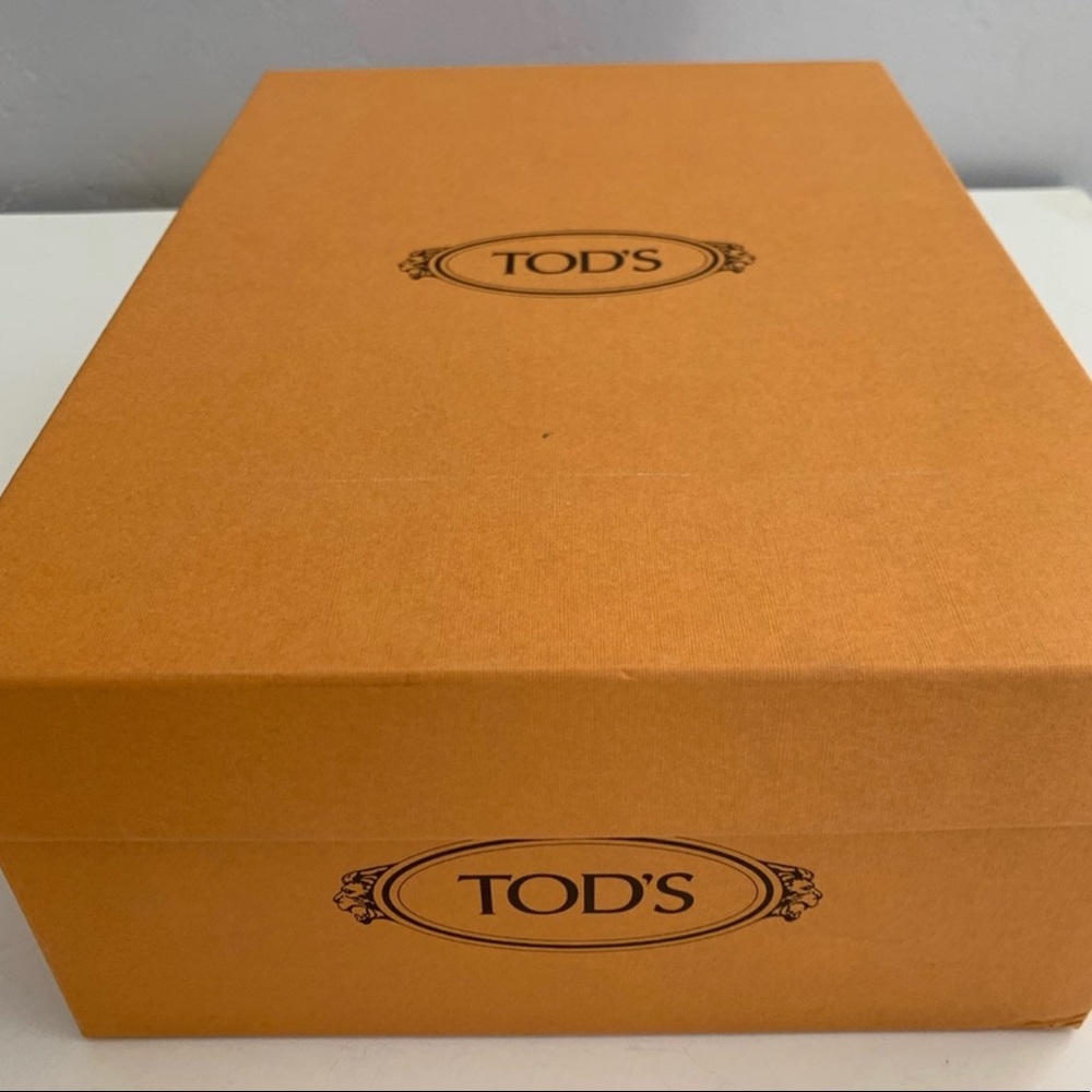 Tod’s - Picture 2 of 13